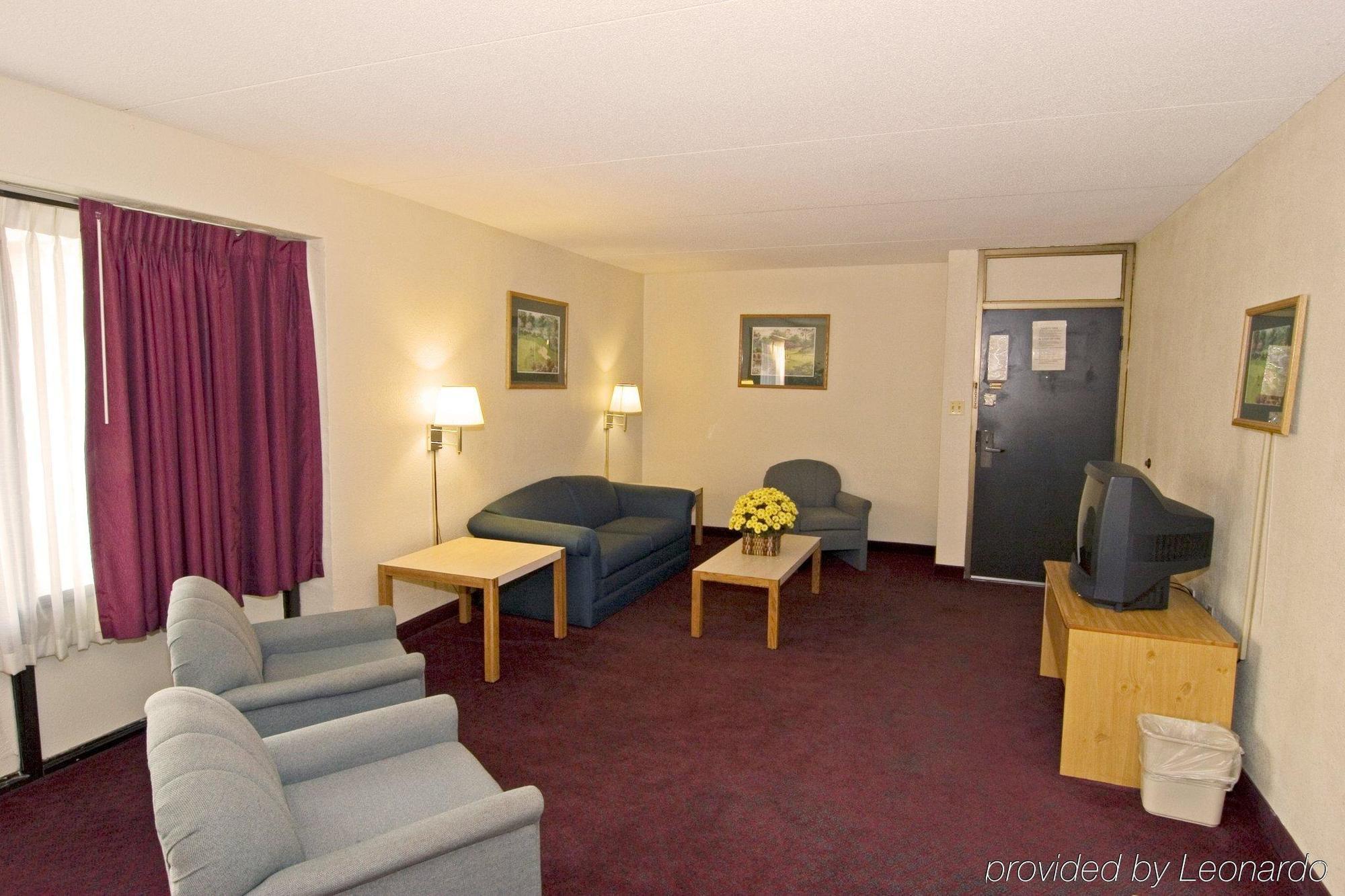Super 8 By Wyndham Valdosta Mall Eksteriør billede